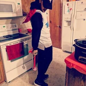 Meet your Posher, Avery